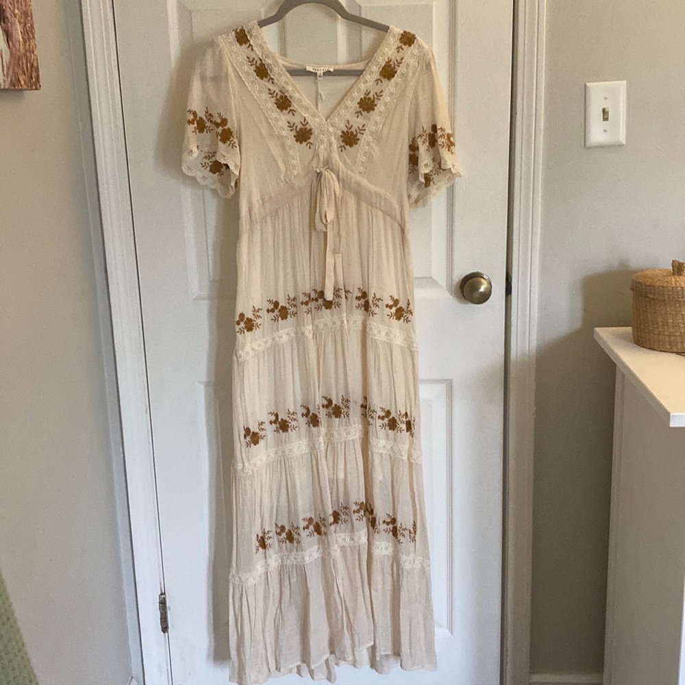 Beautiful Baevely dress